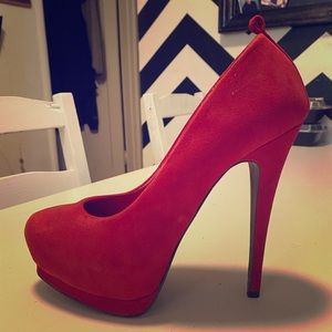 Red Steve Madden Pumps